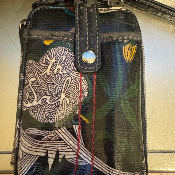 Sakroots Multicolor Bird Pattern Wristlet - Picture 3 of 9